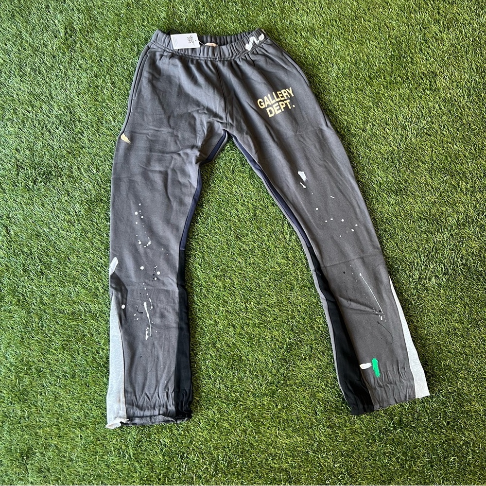 Gallery DEPT. Flared Sweats